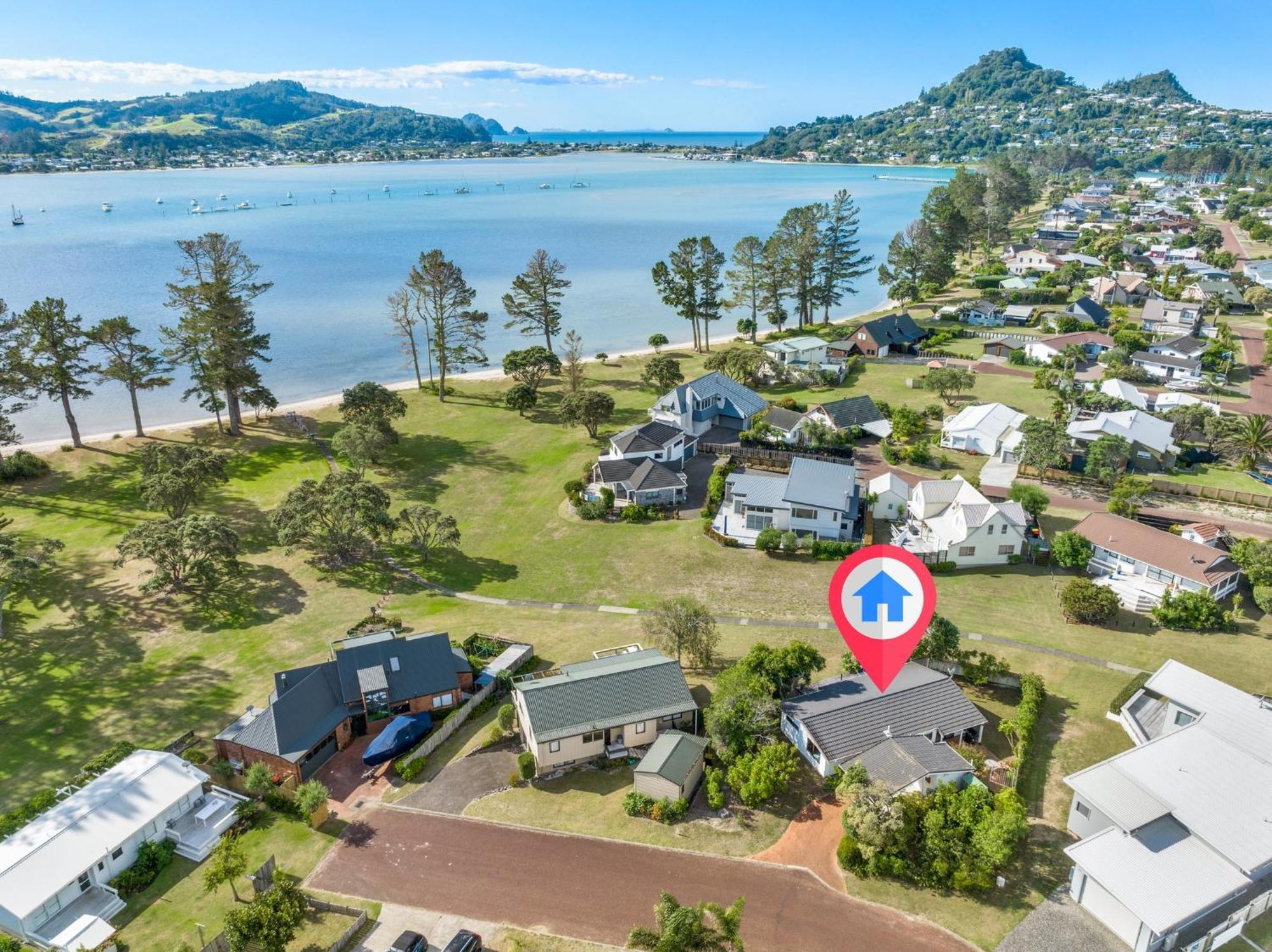 Pauanui Beach House Suntrap Екстериор снимка
