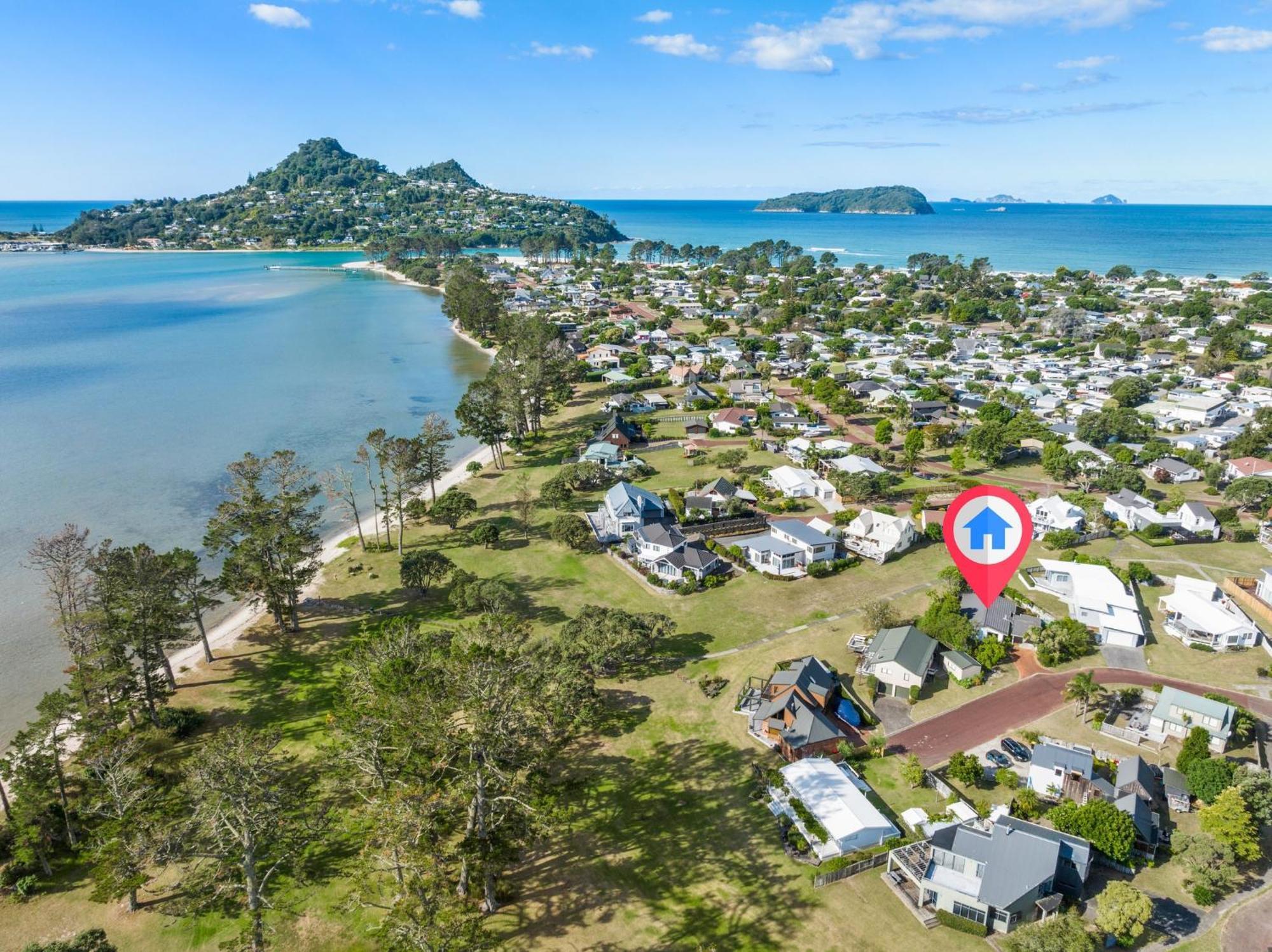 Pauanui Beach House Suntrap Екстериор снимка