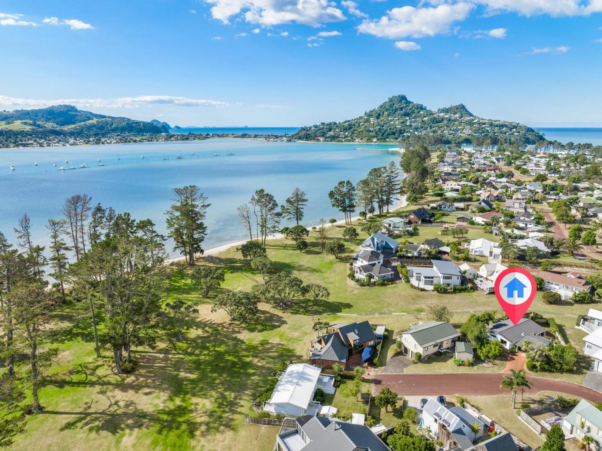 Pauanui Beach House Suntrap Екстериор снимка